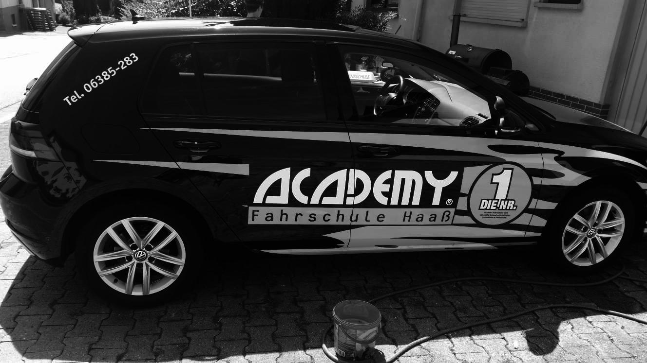ACADEMY Fahrschule VW Golf 7